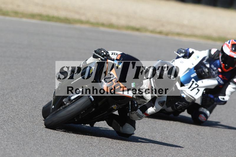 /Archiv-2022/64 19.09.2022.09 Plüss Moto Sport Yamaha Fun Day ADR/Sportfahrer/269